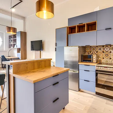 Rentplanet - Powstancow Slaskich Apartmán Vratislav